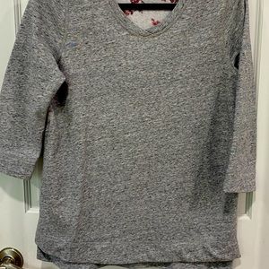 CHICO Sweatshirt top. EUC